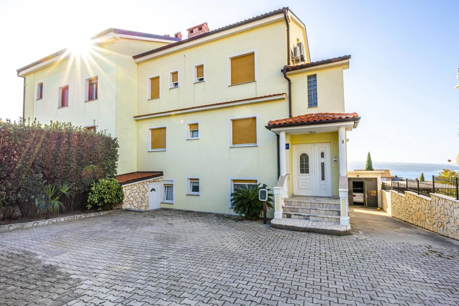 Apartment Sandro Криквеница Екстериор снимка